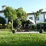 Casa Com Piscina Privada De 10m E Jardim, Ate 8 Pessoas, Perto Do Porto Landim