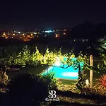 Casa Com Piscina Privada De 10m E Jardim, Ate 8 Pessoas, Perto Do Porto 度假居