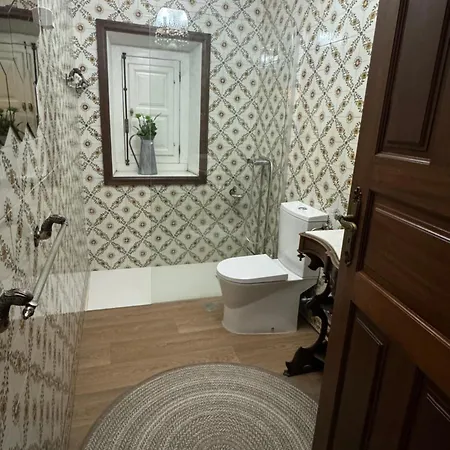 Casa Com Piscina Privada De 10m E Jardim, Ate 8 Pessoas, Perto Do Porto *