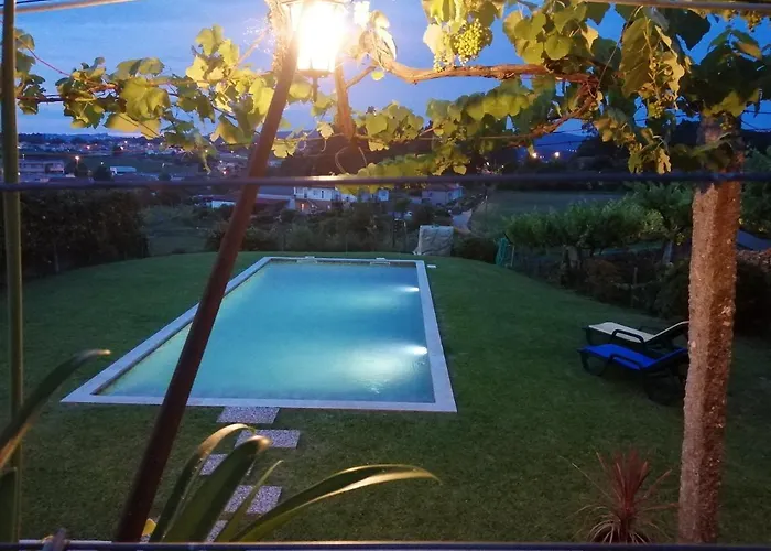 Casa Com Piscina Privada De 10m E Jardim, Ate 8 Pessoas, Perto Do Porto * Landim