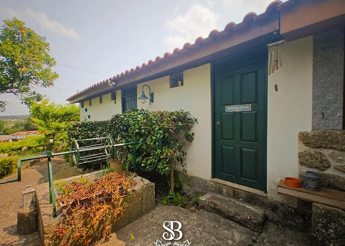 Casa Com Piscina Privada De 10m E Jardim, Ate 8 Pessoas, Perto Do Porto Landim