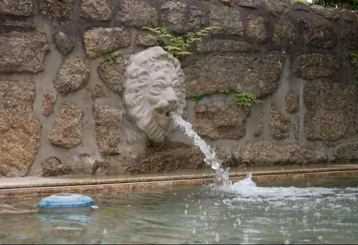 Casa Com Piscina Privada De 10m E Jardim, Ate 8 Pessoas, Perto Do Porto Vakantiehuis Landim